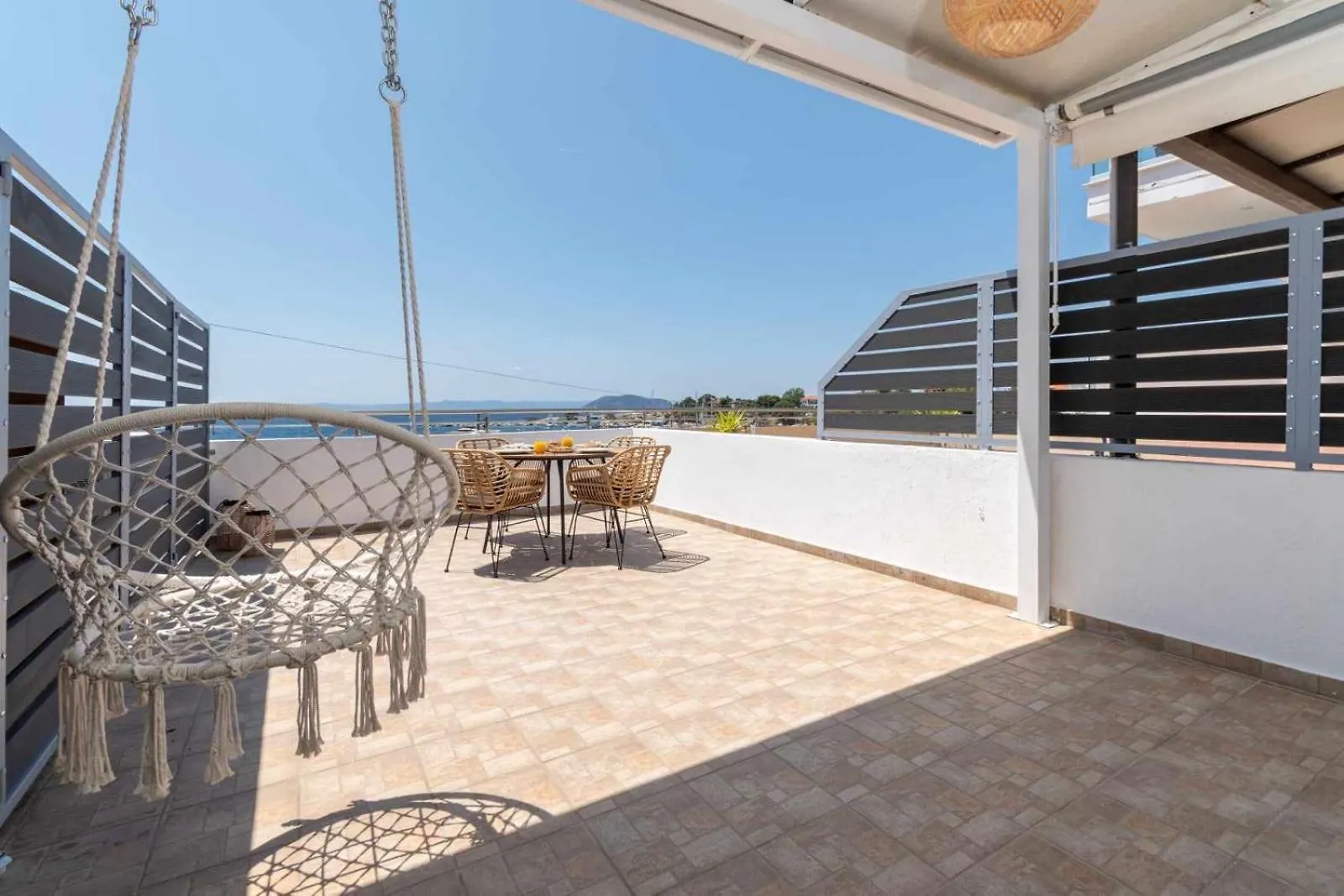 Apartamento Nuovo Suite Néos Marmarás